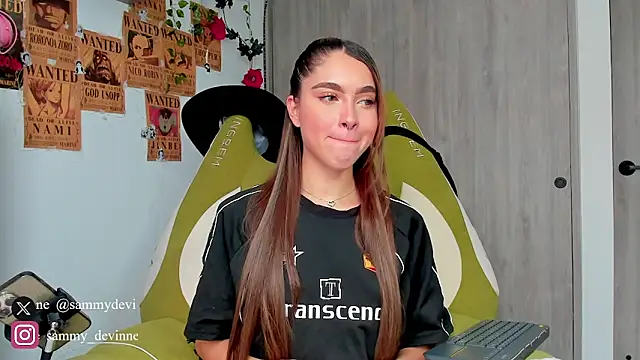 Snapshot of sammy_devinne chatting on October 20, 2025, 8:09 pm sammy devinne online show from October 20, 2025, 8:09 pm