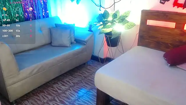 Snapshot of Yeseniaa25_ chatting on October 10, 2025, 3:33 pm Yeseniaa25  online show from October 10, 2025, 3:33 pm