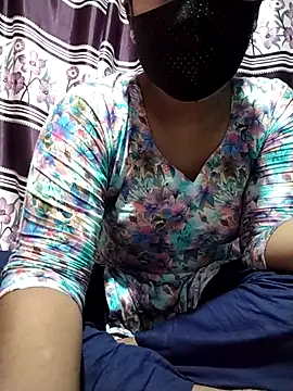 Snapshot of Rubaiya1 chatting on October 9, 2025, 6:39 pm Rubaiya1 online show from October 9, 2025, 6:39 pm