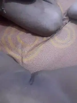 Snapshot of hotnaughty-bhavi chatting on November 12, 2025, 10:04 am hotnaughty-bhavi online show from November 12, 2025, 10:04 am