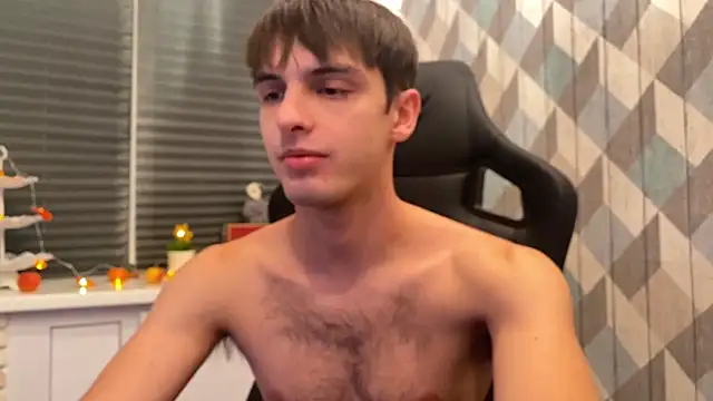 Snapshot of elliot_scott chatting on October 15, 2025, 6:19 pm elliot scott online show from October 15, 2025, 6:19 pm