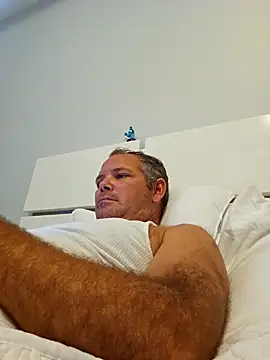 Snapshot of cubanitofeliz40 chatting on October 2, 2025, 9:00 pm cubanitofeliz40 online show from October 2, 2025, 9:00 pm