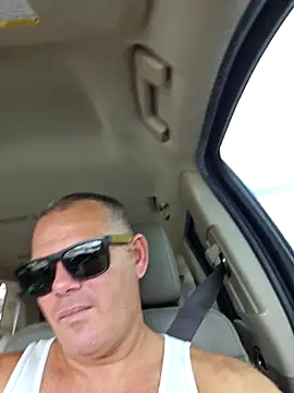 Snapshot of cubanitofeliz40 chatting on October 6, 2025, 6:27 pm cubanitofeliz40 online show from October 6, 2025, 6:27 pm