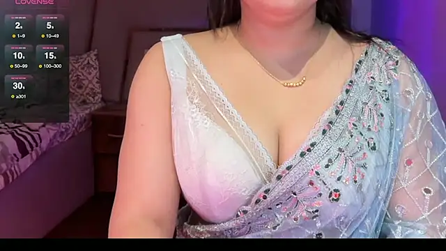 Snapshot of SunhariGirl chatting on September 16, 2025, 1:45 pm SunhariGirl online show from September 16, 2025, 1:45 pm