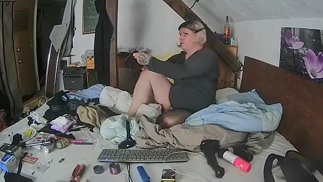 Snapshot of VanessaSissyGay chatting on September 9, 2025, 2:00 am VanessaSissyGay online show from September 9, 2025, 2:00 am