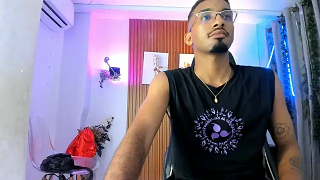 Darwin mayo online show from October 21, 2025, 5:24 pm