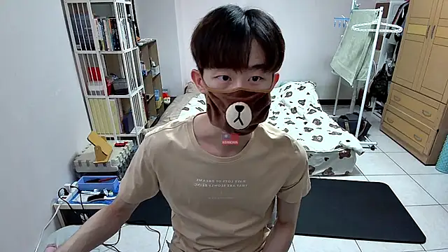 Snapshot of Kerberos_999 chatting on September 17, 2025, 2:19 pm Kerberos 999 online show from September 17, 2025, 2:19 pm