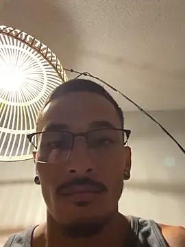 Snapshot of tanjir020 chatting on September 16, 2025, 5:41 am tanjir020 online show from September 16, 2025, 5:41 am