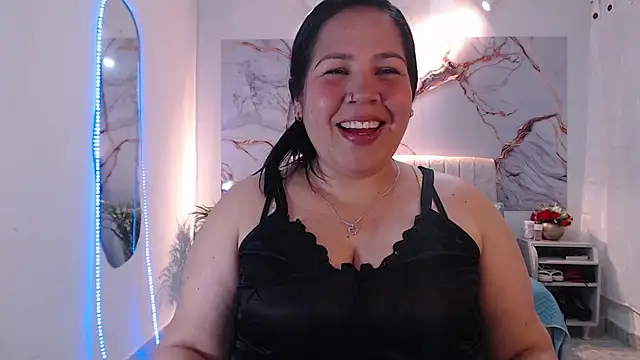 Snapshot of Ashley_Grahaam chatting on October 9, 2025, 2:42 am Ashley Grahaam online show from October 9, 2025, 2:42 am