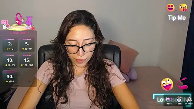 Snapshot of Carla_palmer_ chatting on October 9, 2025, 2:31 am Carla palmer online show from October 9, 2025, 2:31 am