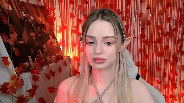 Snapshot of JuliaBrewwer chatting on October 27, 2025, 11:58 am JuliaBrewwer online show from October 27, 2025, 11:58 am