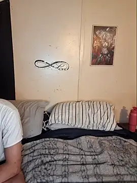 Snapshot of Shy_Naughty_Girl chatting on October 11, 2025, 4:33 am Shy Naughty Girl online show from October 11, 2025, 4:33 am