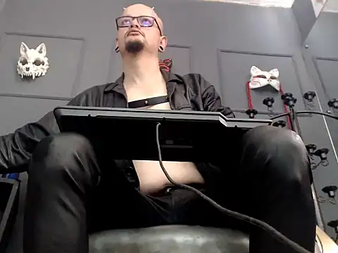 Snapshot of zain_kreigger chatting on October 5, 2025, 1:09 pm zain kreigger online show from October 5, 2025, 1:09 pm