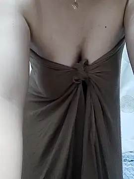 Snapshot of linakhalifa chatting on September 20, 2025, 6:42 pm linakhalifa online show from September 20, 2025, 6:42 pm