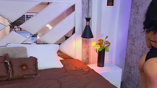 Snapshot of Saara_evans_ chatting on September 23, 2025, 8:12 pm Saara evans online show from September 23, 2025, 8:12 pm