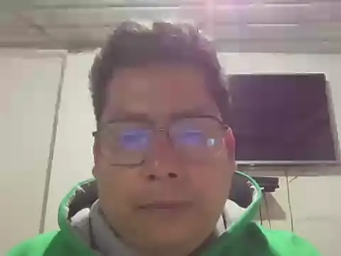 Snapshot of Napoleon246 chatting on October 5, 2025, 11:24 pm Napoleon246 online show from October 5, 2025, 11:24 pm