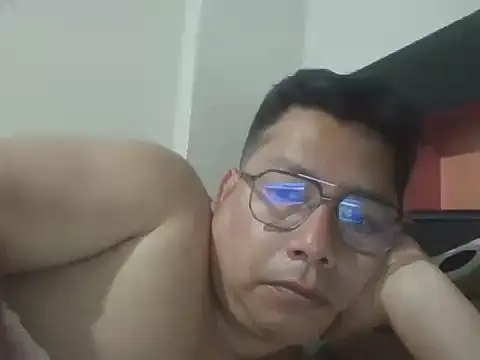 Snapshot of Napoleon246 chatting on October 28, 2025, 3:21 am Napoleon246 online show from October 28, 2025, 3:21 am