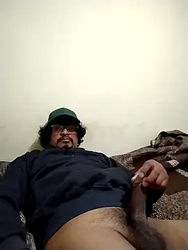 Snapshot of Satantin chatting on November 4, 2025, 3:49 am Satantin online show from November 4, 2025, 3:49 am