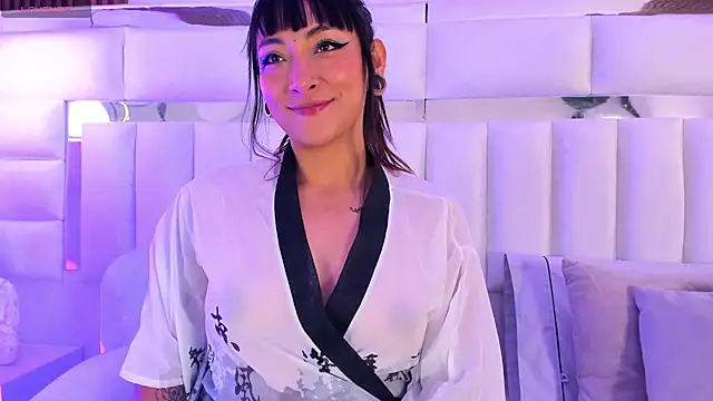 Snapshot of im_kasumi chatting on October 21, 2025, 1:56 pm im kasumi online show from October 21, 2025, 1:56 pm