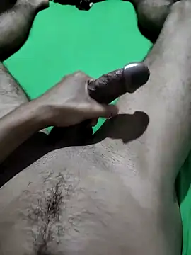 Snapshot of leonardo9348 chatting on November 6, 2025, 3:29 am leonardo9348 online show from November 6, 2025, 3:29 am