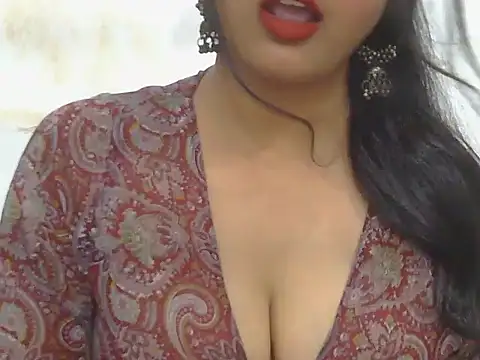 Snapshot of POOJA_199 chatting on October 19, 2025, 10:27 am POOJA 199 online show from October 19, 2025, 10:27 am