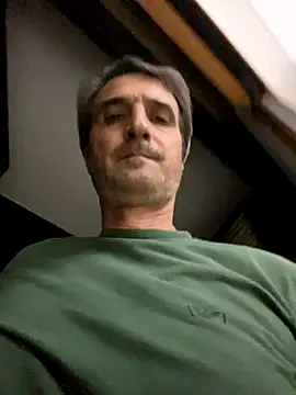 Snapshot of sasatimido chatting on September 9, 2025, 9:25 pm sasatimido online show from September 9, 2025, 9:25 pm