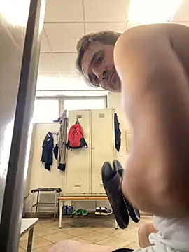 Snapshot of sasatimido chatting on September 17, 2025, 2:19 pm sasatimido online show from September 17, 2025, 2:19 pm