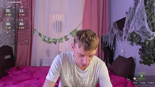 Snapshot of InkedJames chatting on October 29, 2025, 11:01 am InkedJames online show from October 29, 2025, 11:01 am