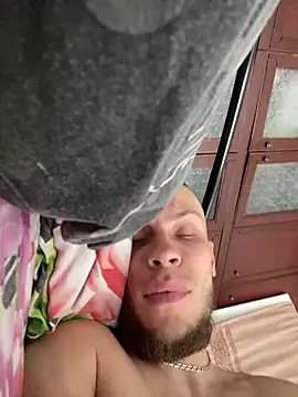 Snapshot of PUER4IK chatting on September 11, 2025, 7:41 am PUER4IK online show from September 11, 2025, 7:41 am