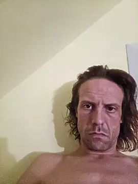 Snapshot of Danny19867 chatting on September 29, 2025, 3:11 am Danny19867 online show from September 29, 2025, 3:11 am