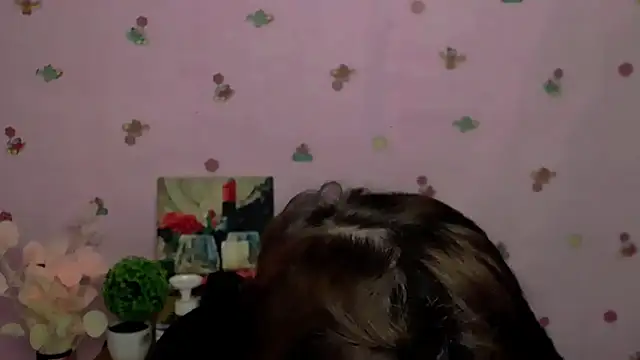 Snapshot of FeelMe__ chatting on October 20, 2025, 6:25 am FeelMe   online show from October 20, 2025, 6:25 am