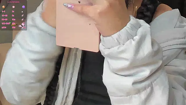 Snapshot of EsmeraldaGrace1 chatting on September 15, 2025, 1:49 am EsmeraldaGrace1 online show from September 15, 2025, 1:49 am