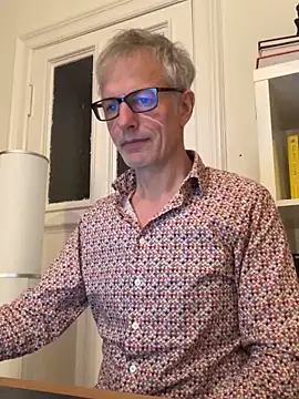 Snapshot of SexyLeon8 chatting on February 27, 2025, 8:09 pm SexyLeon8 online show from February 27, 2025, 8:09 pm