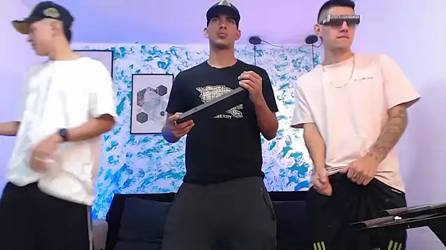 Snapshot of Kings_of_heaven chatting on September 20, 2025, 9:05 pm Kings of heaven online show from September 20, 2025, 9:05 pm