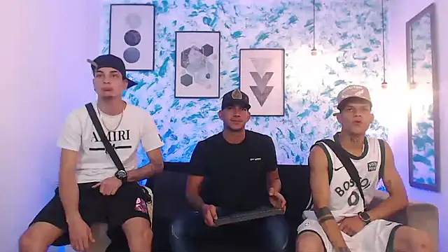 Snapshot of Kings_of_heaven chatting on October 12, 2025, 2:21 am Kings of heaven online show from October 12, 2025, 2:21 am