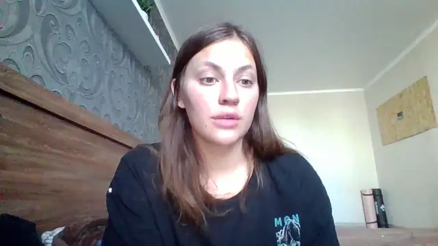 Snapshot of Baby_Mon chatting on September 13, 2025, 10:26 am Baby Mon online show from September 13, 2025, 10:26 am