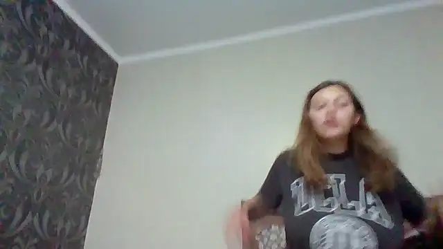 Snapshot of Baby_Mon chatting on October 10, 2025, 4:44 am Baby Mon online show from October 10, 2025, 4:44 am