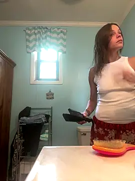 Snapshot of Candy_Shower chatting on September 11, 2025, 3:45 pm Candy Shower online show from September 11, 2025, 3:45 pm