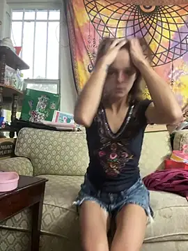 Snapshot of Candy_Shower chatting on September 15, 2025, 11:27 pm Candy Shower online show from September 15, 2025, 11:27 pm