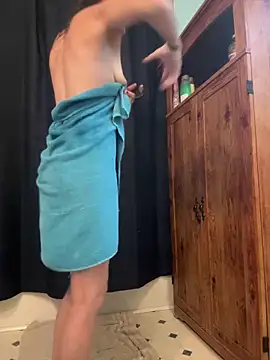 Snapshot of Candy_Shower chatting on September 26, 2025, 10:25 pm Candy Shower online show from September 26, 2025, 10:25 pm