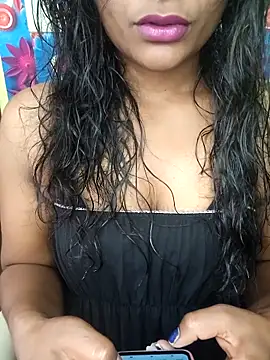 Snapshot of Anu_Reddy_10 chatting on November 7, 2025, 5:29 am Anu Reddy 10 online show from November 7, 2025, 5:29 am