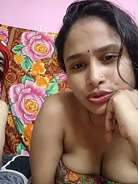Snapshot of Seducing_couple chatting on September 28, 2025, 6:02 pm Seducing couple online show from September 28, 2025, 6:02 pm