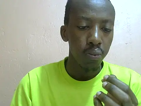 Snapshot of shadez94 chatting on October 17, 2025, 9:34 am shadez94 online show from October 17, 2025, 9:34 am