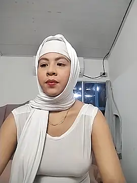 Snapshot of cala_borhan chatting on October 12, 2025, 6:40 pm cala borhan online show from October 12, 2025, 6:40 pm