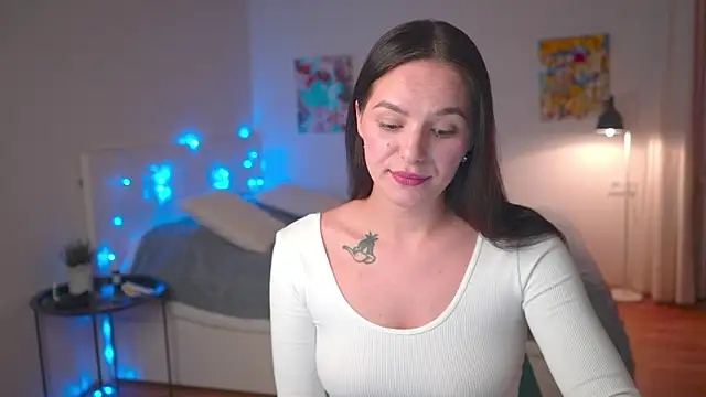 Snapshot of EwelynScott chatting on October 13, 2025, 6:19 pm EwelynScott online show from October 13, 2025, 6:19 pm