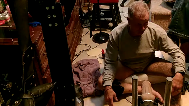 Snapshot of 6mickey9 chatting on October 17, 2025, 2:15 am 6mickey9 online show from October 17, 2025, 2:15 am