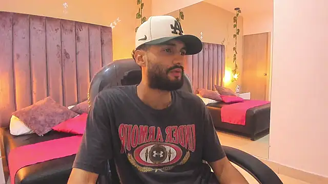 Snapshot of Ryan_Jackson_ chatting on October 29, 2025, 8:16 am Ryan Jackson  online show from October 29, 2025, 8:16 am