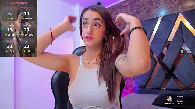 Snapshot of LexiVie_ chatting on October 10, 2025, 9:03 pm LexiVie online show from October 10, 2025, 9:03 pm