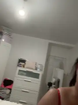 Snapshot of Kayla-Foxx chatting on October 20, 2025, 12:00 am Kayla-Foxx online show from October 20, 2025, 12:00 am