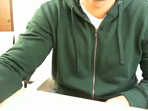 Snapshot of PC_boy_slv chatting on October 18, 2025, 6:41 pm PC boy slv online show from October 18, 2025, 6:41 pm